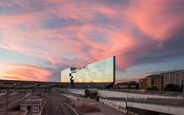 Architetture e involucro trasparente. Inaugurata a Roma la sede di Bnl Gruppo Bnp Paribas