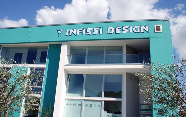 Infissi Design festeggia 40 anni e scommette sugli infissi antibatteri