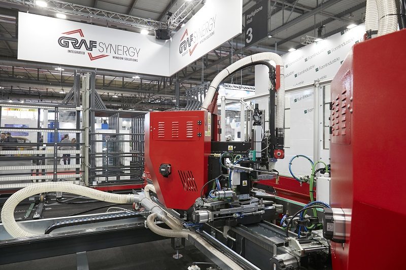Macchine: Graf Synergy e le lavorazioni sul PVC
