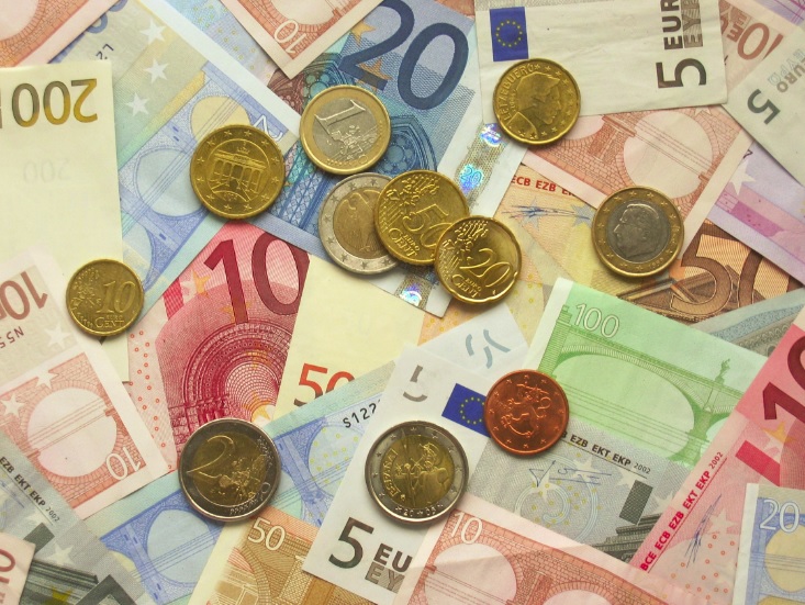 Censis. Ecco dove sono spariti i soldi degli italiani