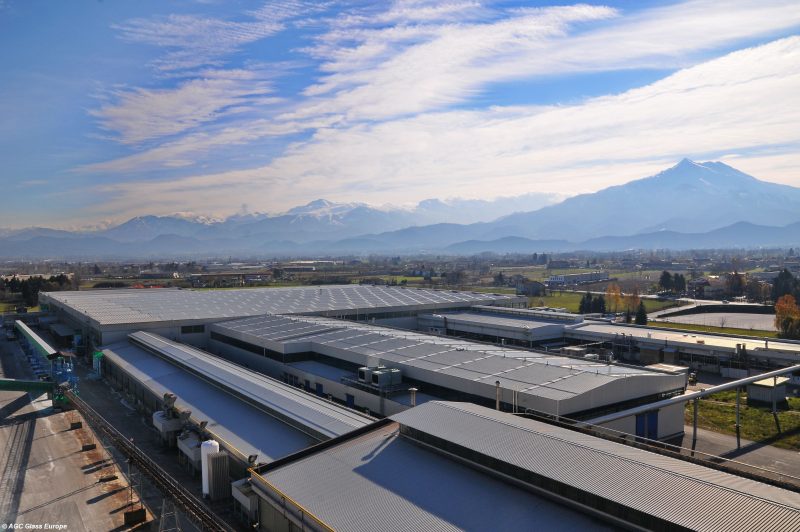 Planibel Clearvision di AGC è extra puro, con forti spessori