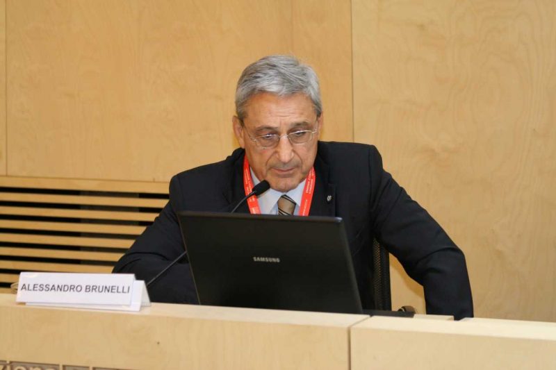 Normativa CEN. La EN 16034 deve incorporata in altre 4 norme sui serramenti