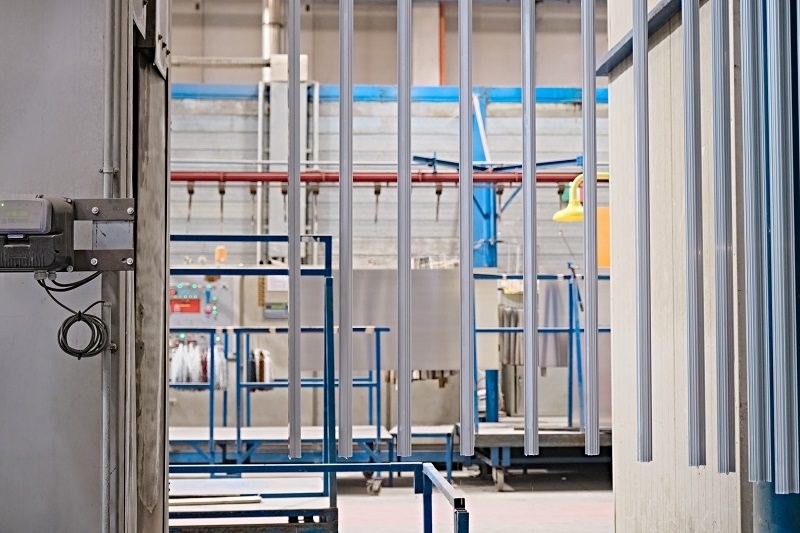 Profili in alluminio: il trattamento Seaside di Kromoss diventa standard