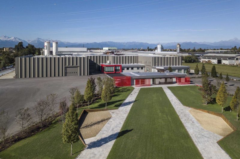 Porte: il restyling dell’Headquarters di FerreroLegno