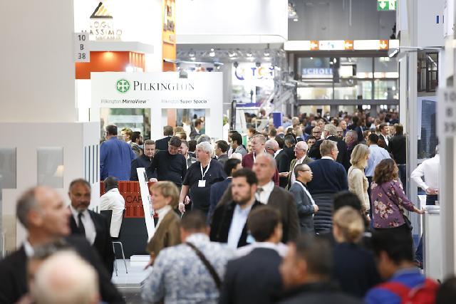 Glasstec, fiera mondiale del vetro, ora a settembre 2022
