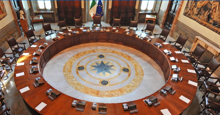 Covid-19. Il Governo introduce misure più dure