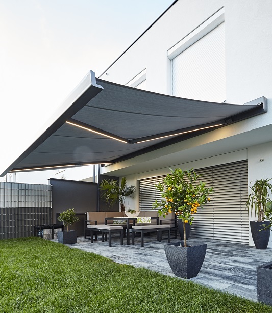 Tenda da sole PAN 7040, novità Hella