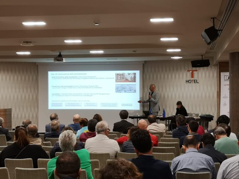 Finestre in Pvc: Club Koemmerling a Lamezia Terme
