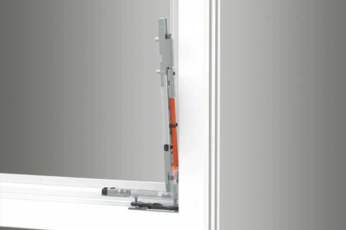 Accessori per infissi: cerniera a scomparsa da 180 kg Multi Power Maico