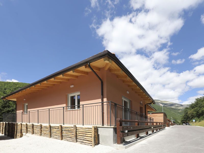 Saint-Gobain contribuisce alla costruzione del Centro di Comunità di Ussita