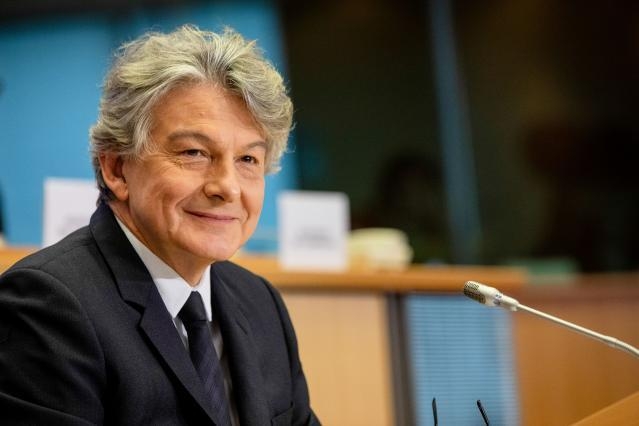 EN 13830 Facciate continue. La Commissione: analisi entro ottobre
