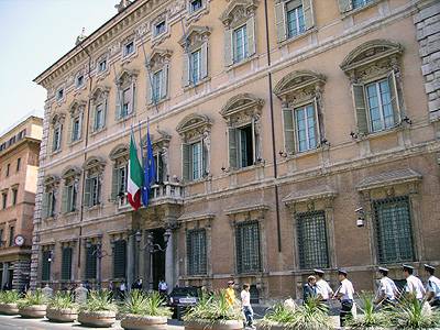 Articolo 10. Forza Italia presenta ddl di modifica